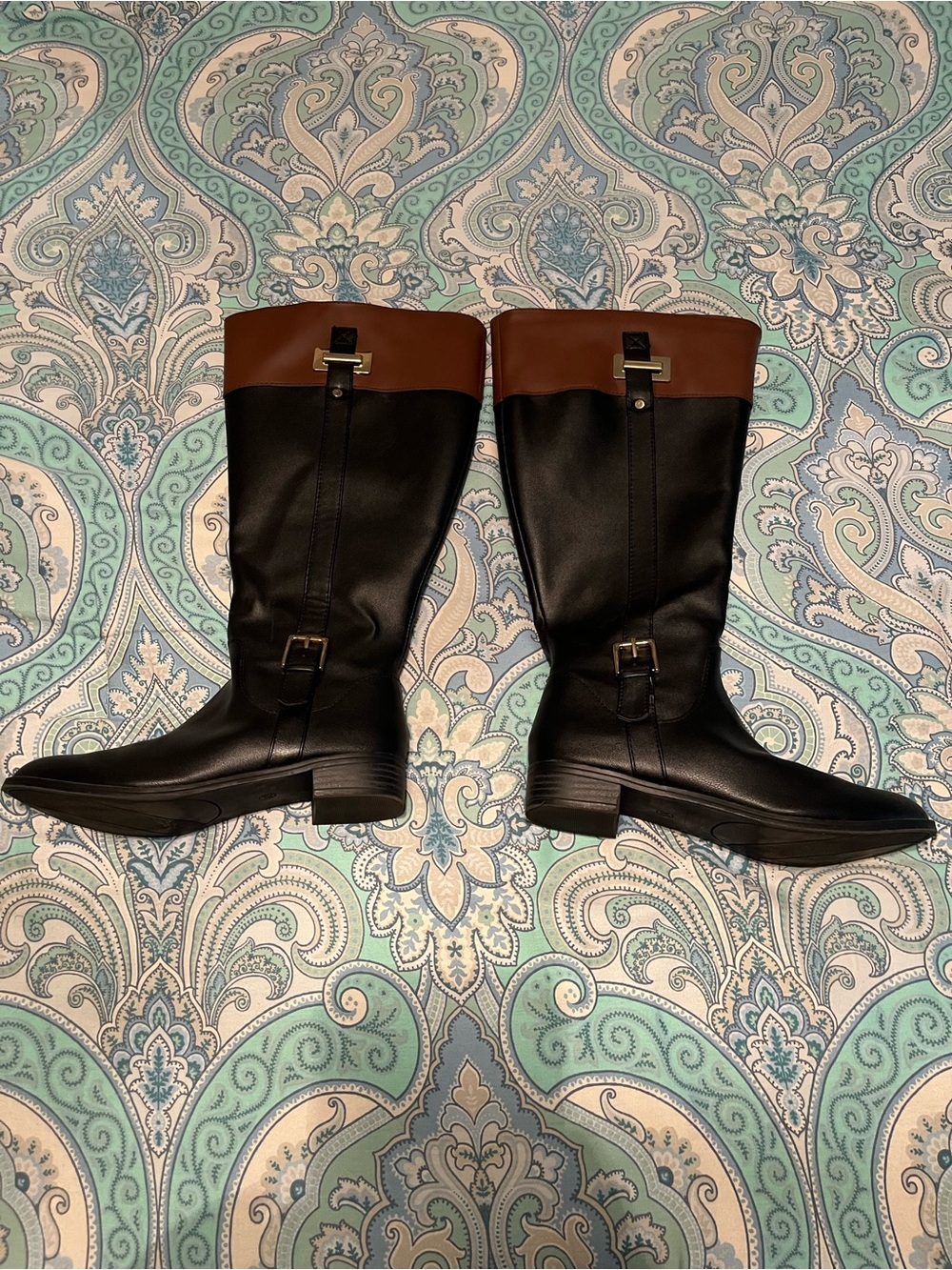 Classic Two-Tone Knee-High Riding Boots in Black and Brown